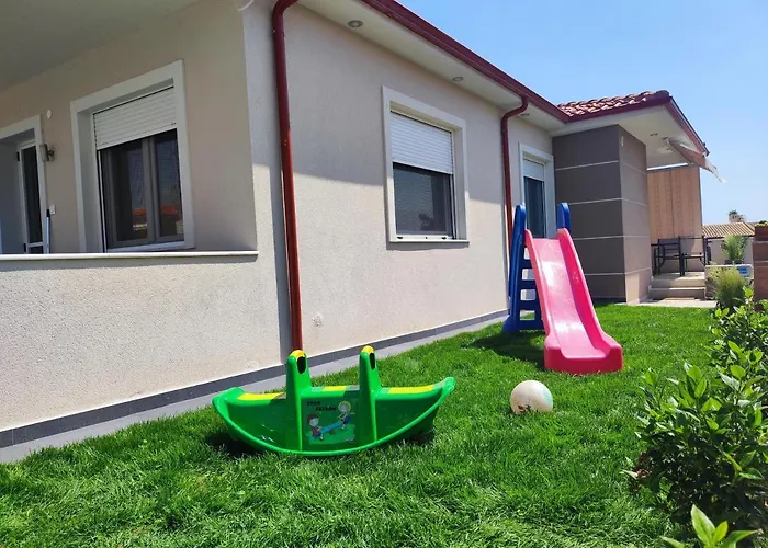 A & F Apartments - Fay\'S House