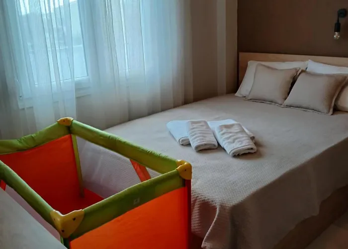 A & F Apartments - Fay\'S House